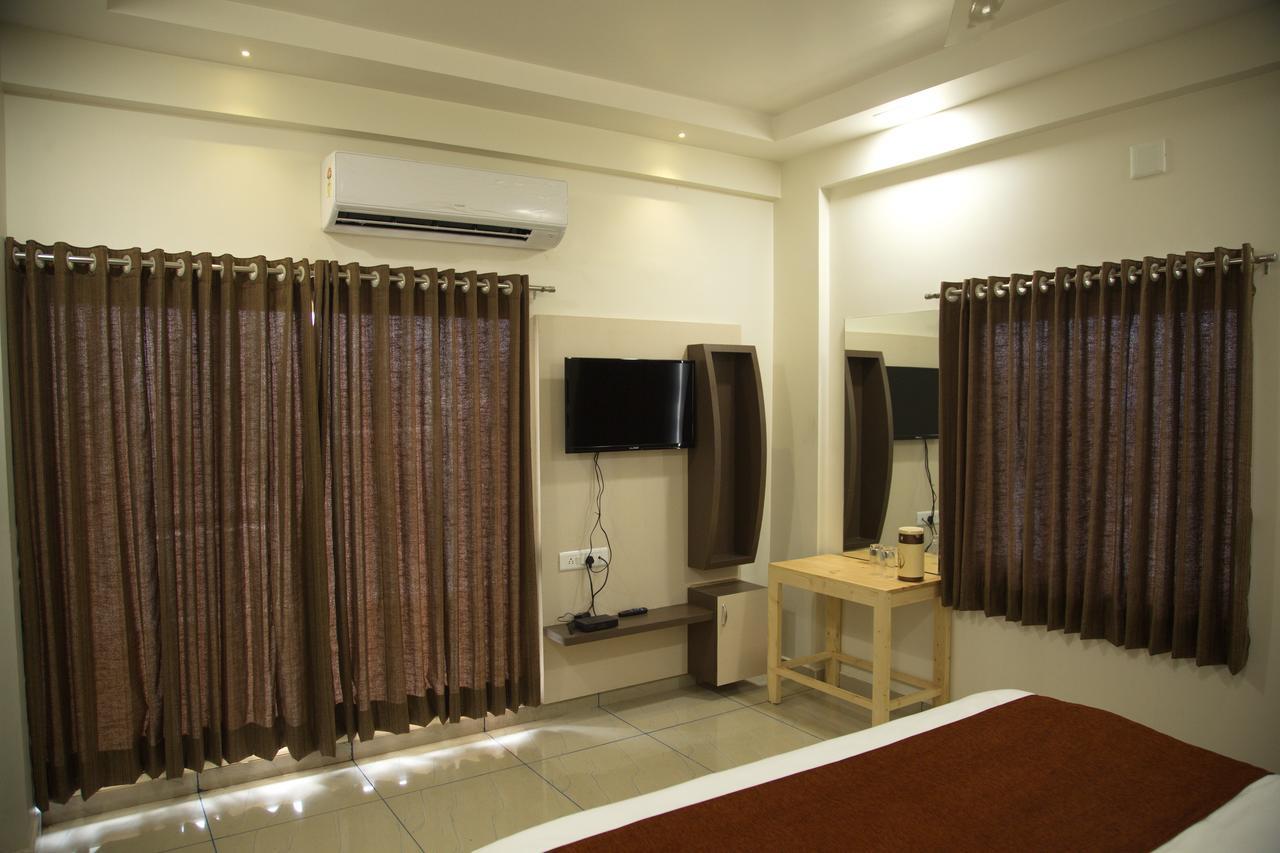 The Gir Harmony Hotel Sasan Gir Exterior foto